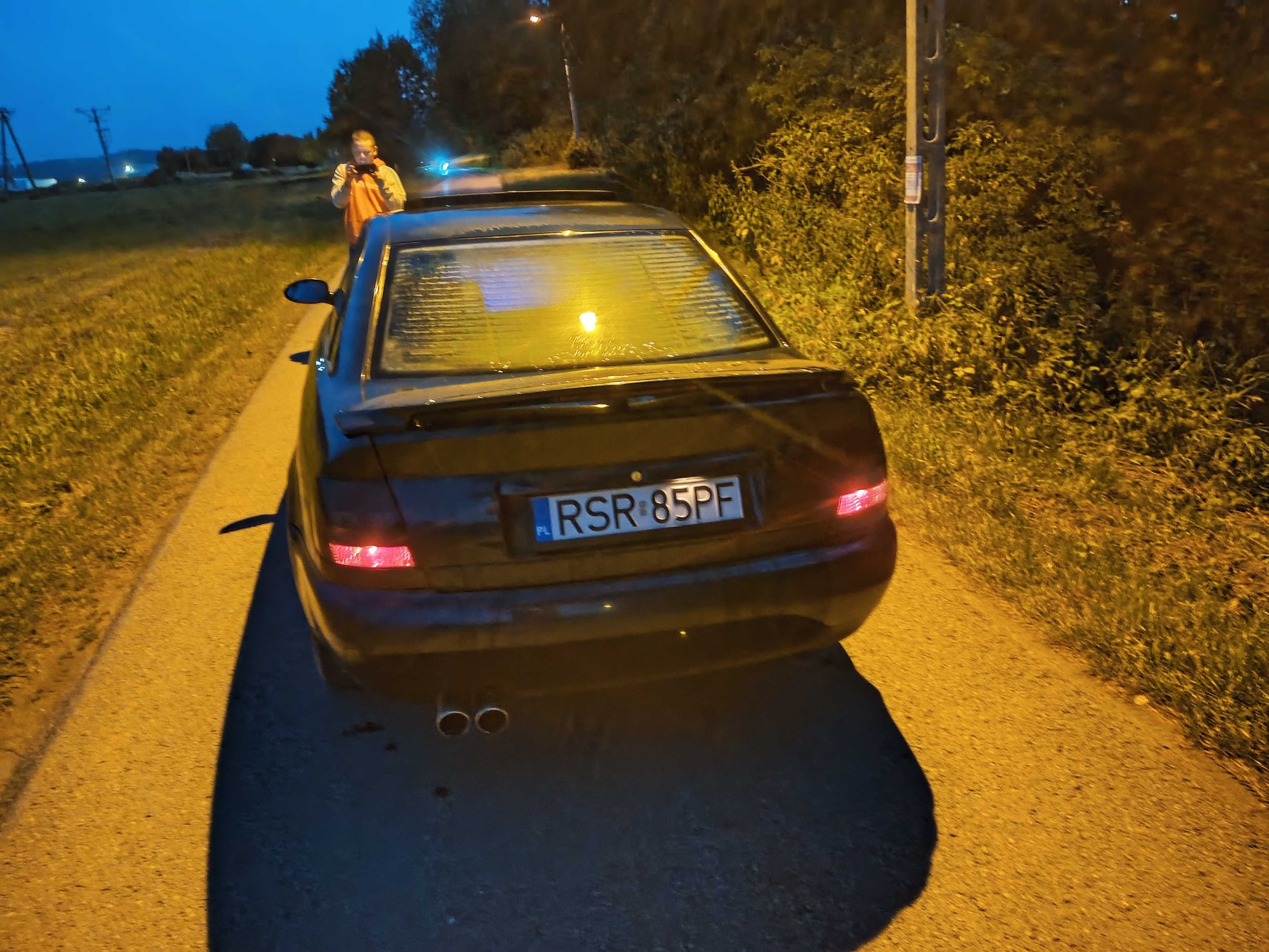 Sprzedam Audi A4 w nadwoziu B5.