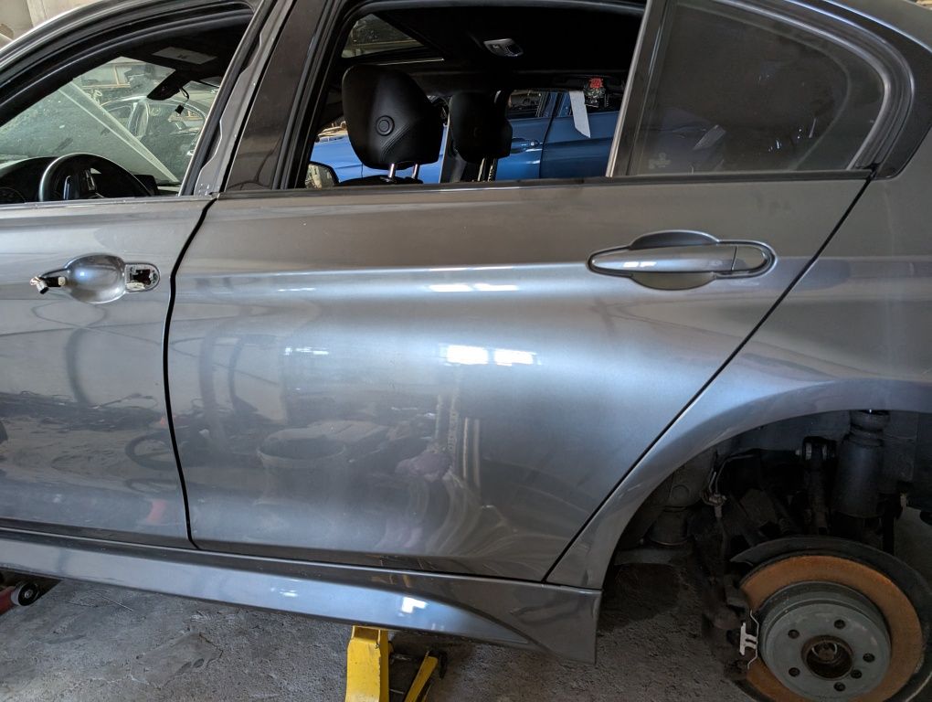 Двери дверь A17 B39 B45 668 BMW 3 F30 F80 F31 M3 320 320 328 330 335