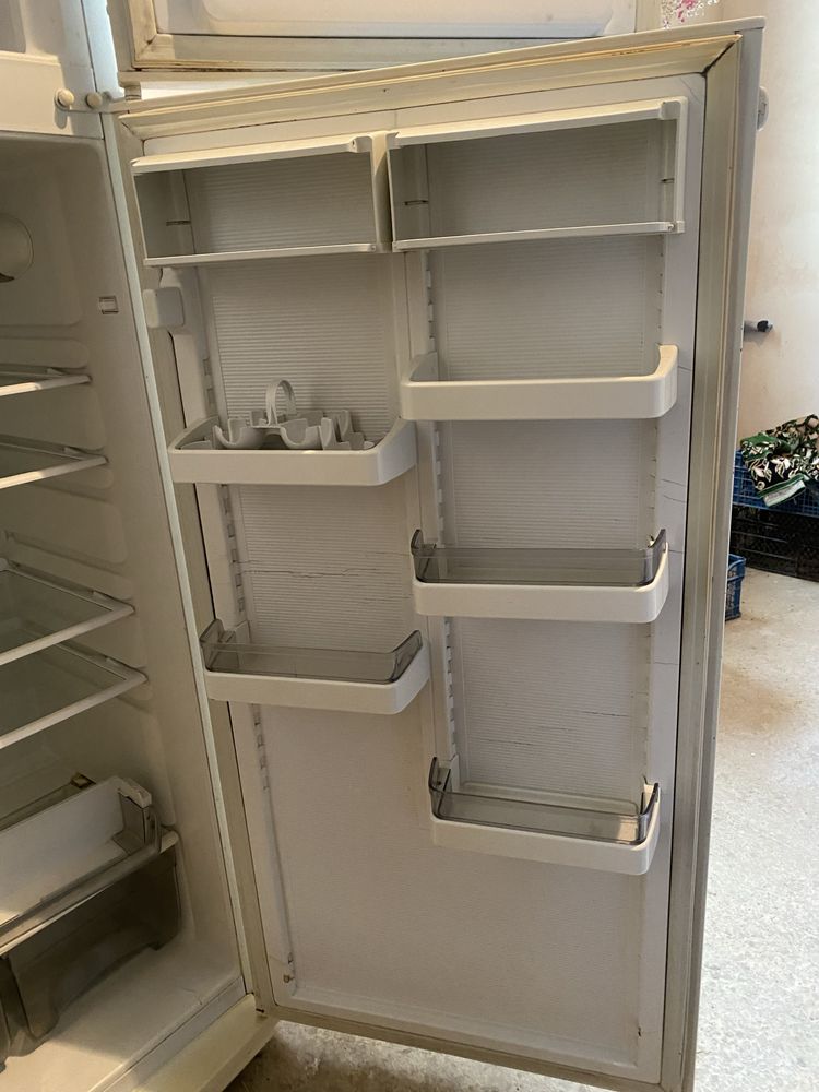 Холодильник атлант двокамерний