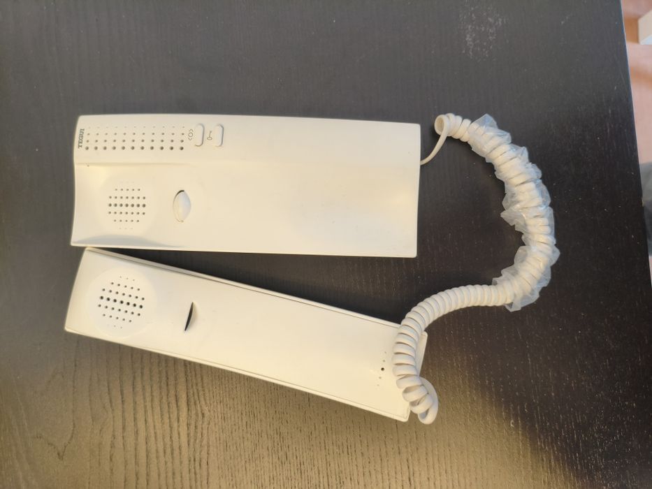 Intercomunicador/ telefone de porta Tegui