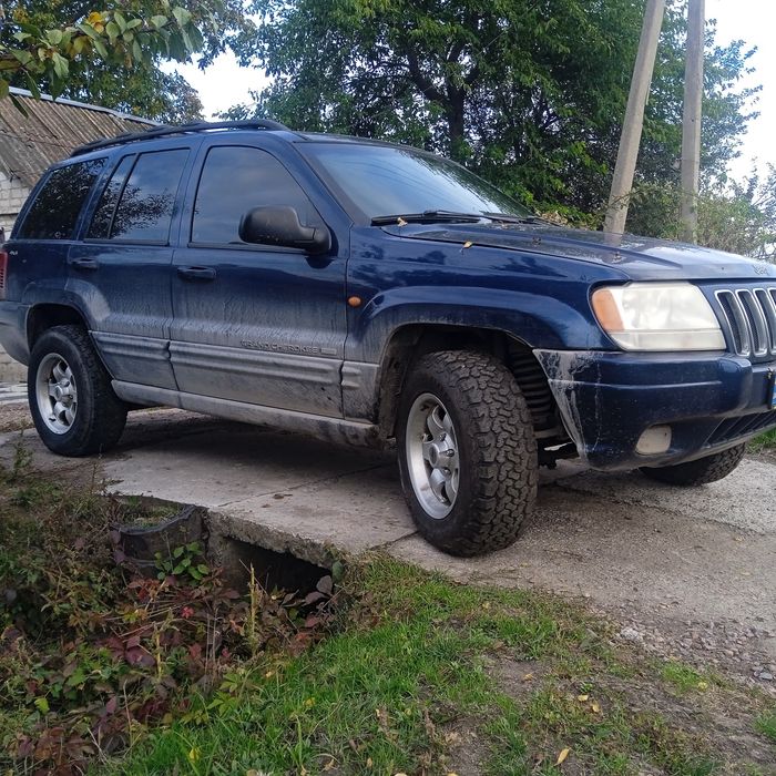 Продам jeep cherokee 3.1 td