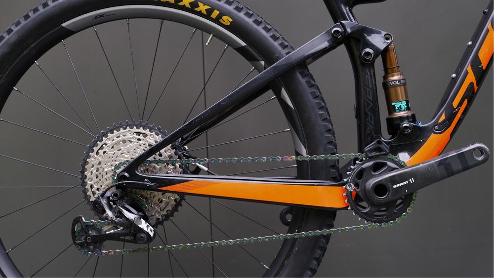 Велосипед двопідвіс Scott Spark 700 Tuned Sram X01