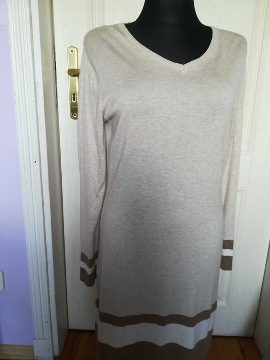 Sukienka dzianina w kolorze ecru i czekolady UP2FASHION rozm. L