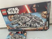 Lego 75105 Millennium Falcon