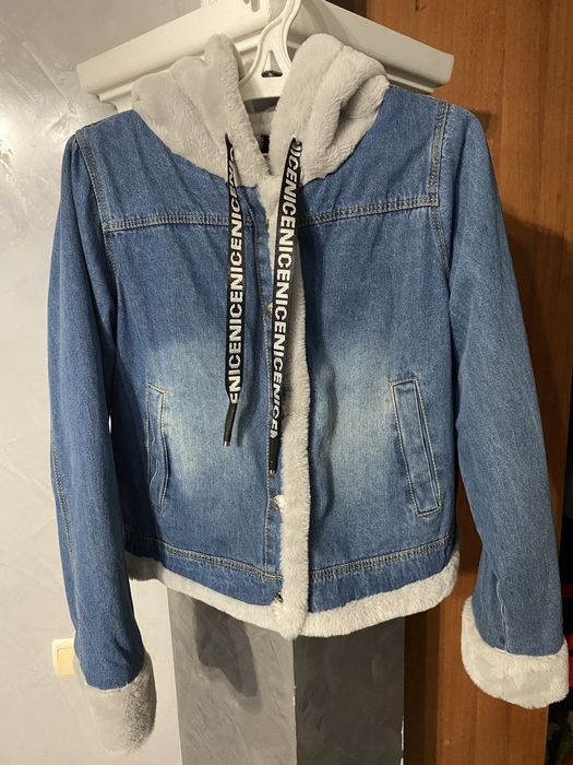 Джинсова куртка з хутром