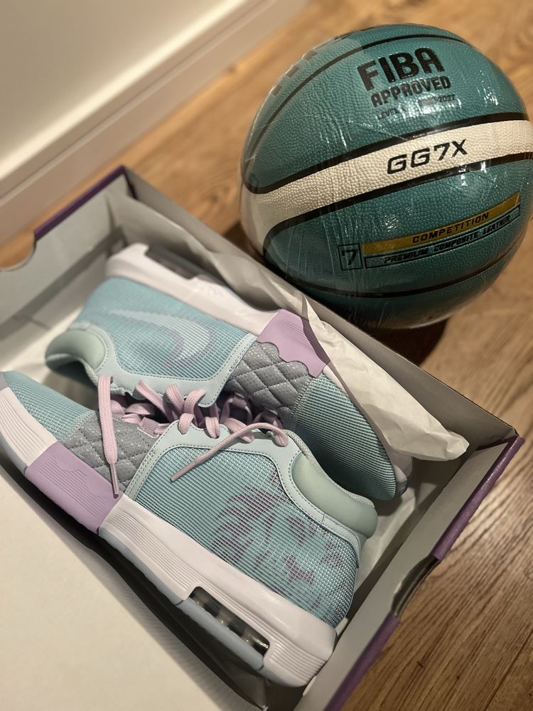 Buty do koszykówki Lebron Whitness 8 + Piłka Molten