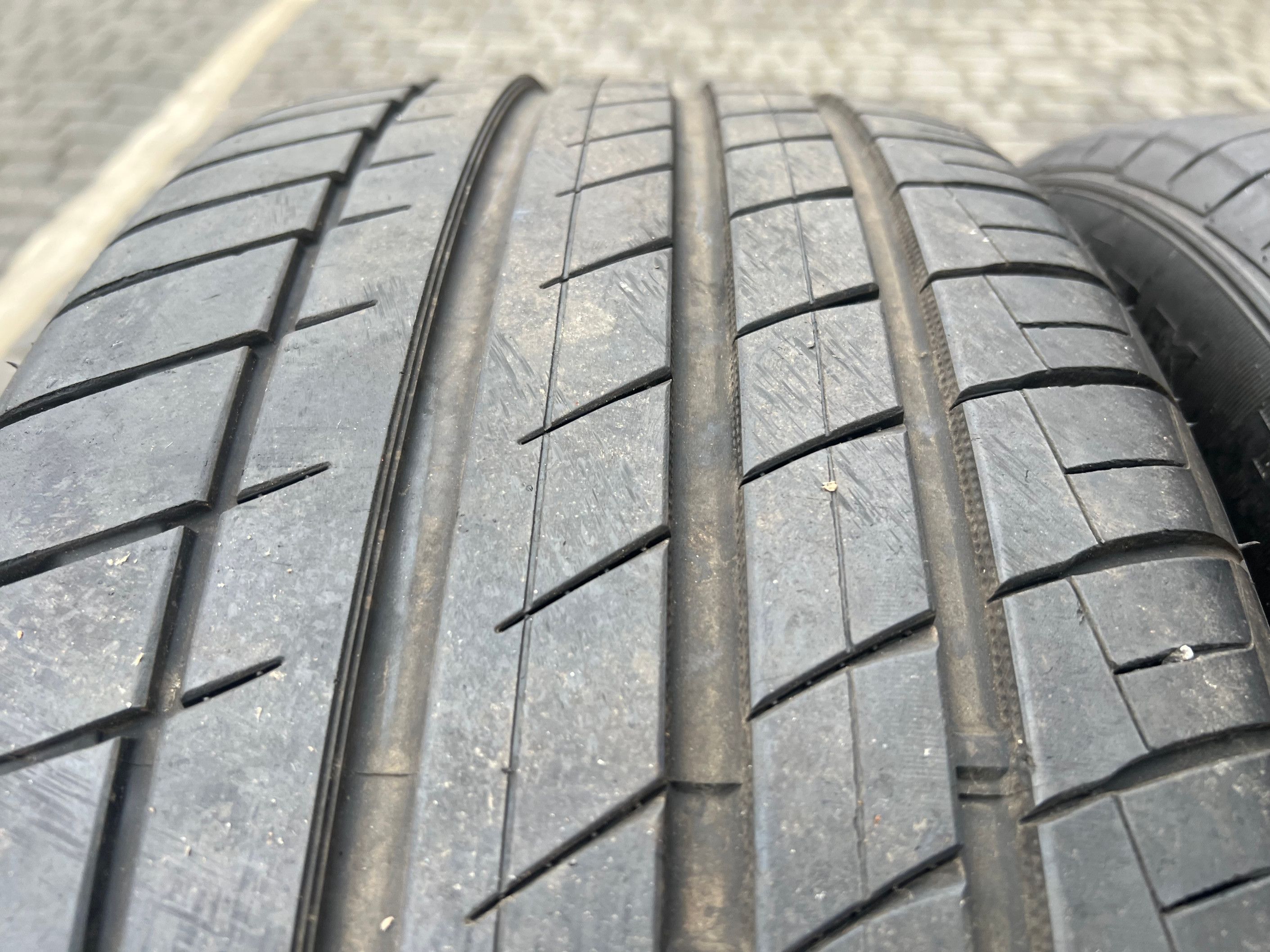 Opony Habilead Practicalmax H/P RS26 - 275/45/21