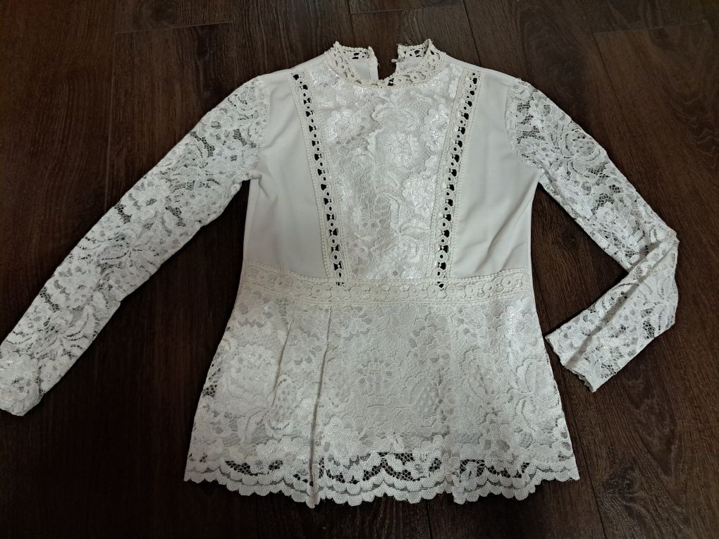Biala elegancka koronkowa bluzka S, M