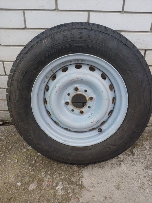 Продам запаску Ваз R 13