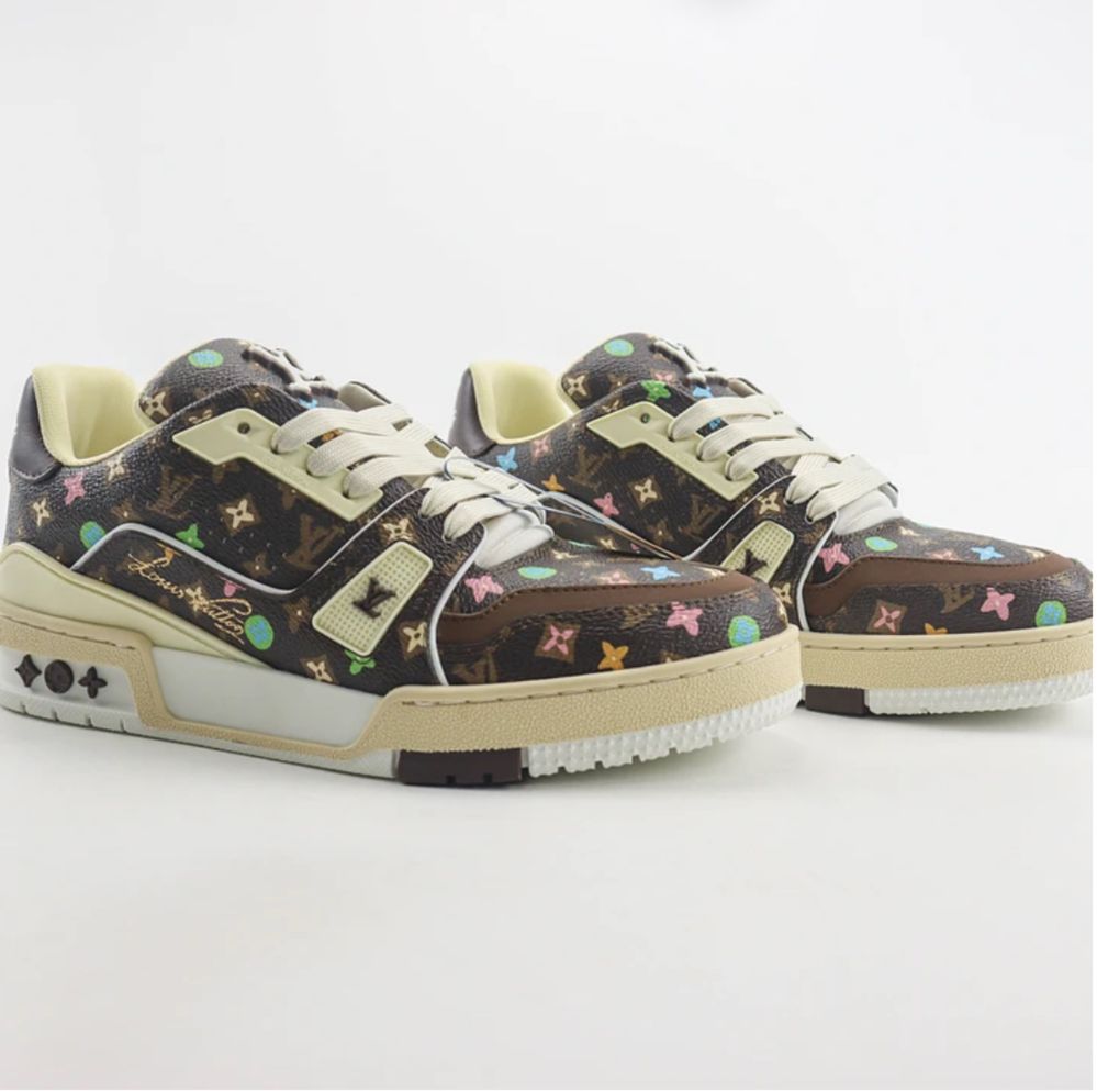 Louis Vuitton Trainer Marrom – Monograma Colorido