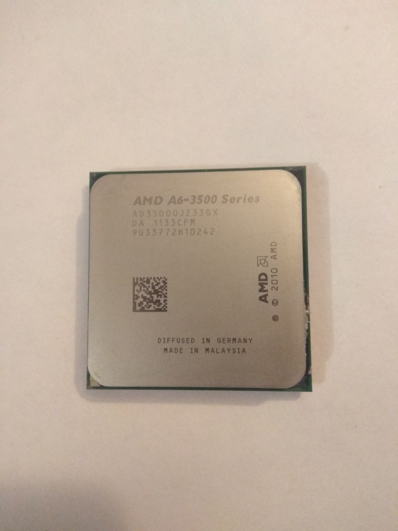 Процессор AMD A6 3500,  Fm1, 3 ядра, 2,1 ггц+ охлаждение