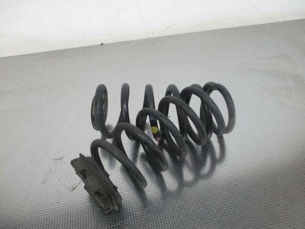 Mola de suspensão trás direita RENAULT Clio IV (BH_)