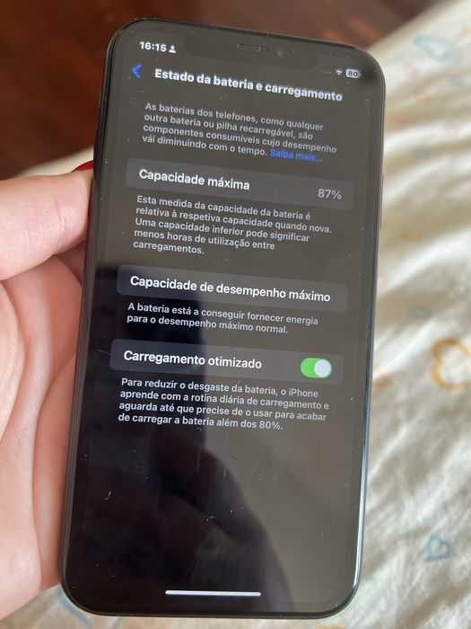 Iphone XR  128gb bateria 87%