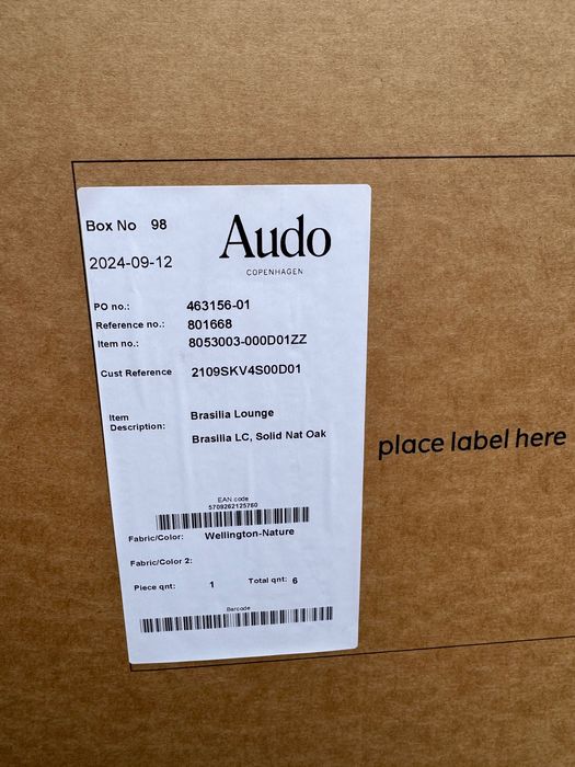 Fotel Brasilia Sheepskin na dębowych nogach