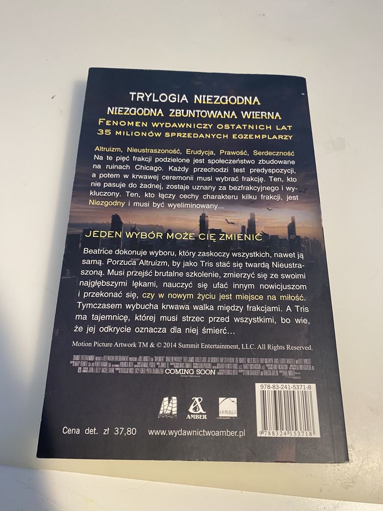 Książka Niezgodna Bestseller