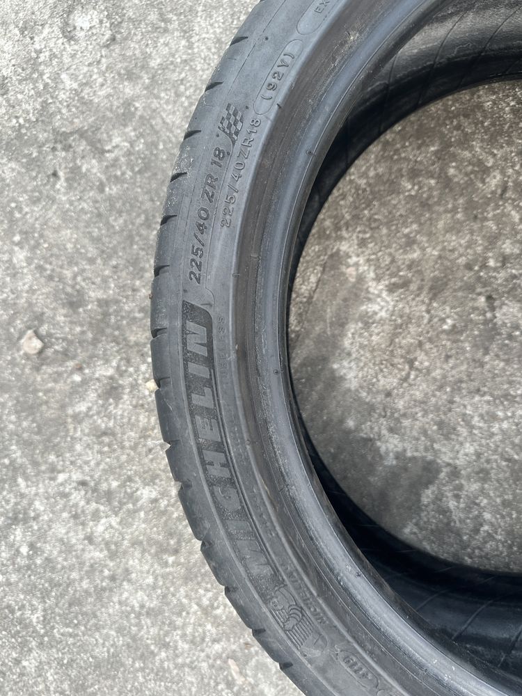 Michelin Pilot Sport 4 225/40/18