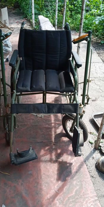 Інвалідна   коляска