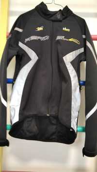 Курточка для велосипедистів