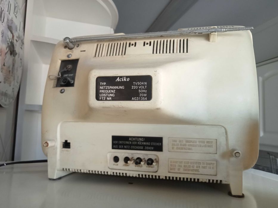 TV Antiga Aciko 504N