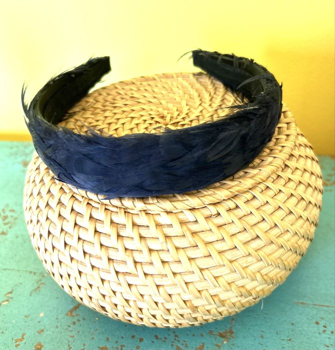 Opaska Pinko pióra granat