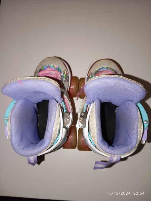 Patins Quad Criança tamanho pequeno 26-29 com luzes nas rodas