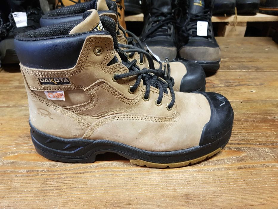 Buty robocze DAKOTA rozm 42,5 wkł 28 cm S3