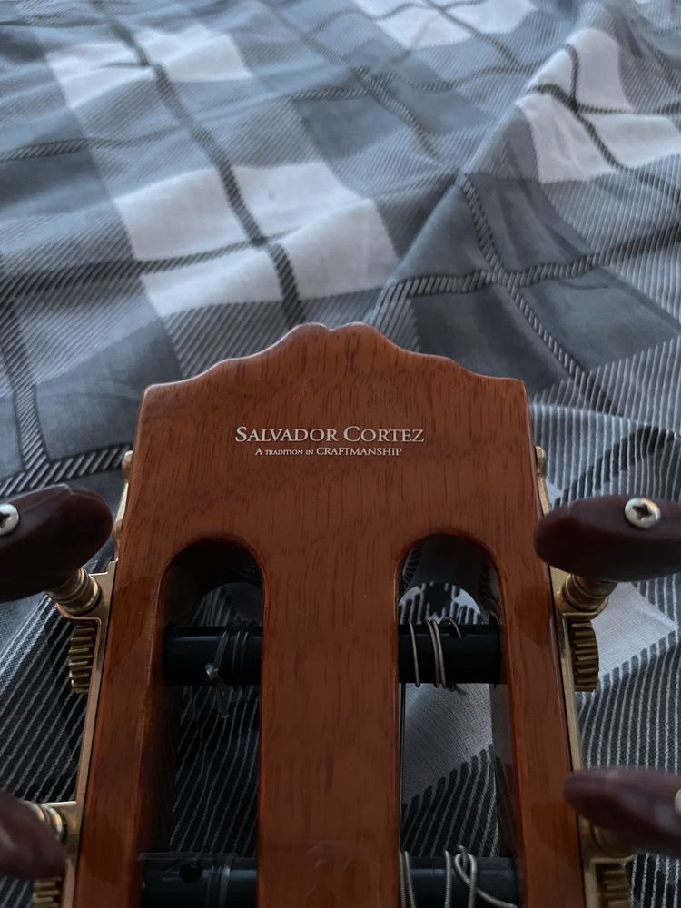 Gitara klasyczna salvador cortez