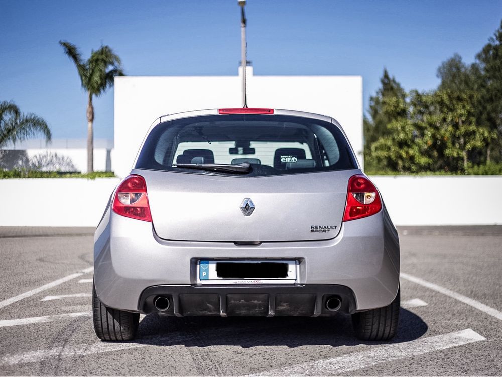 Renault Clio Sport RS