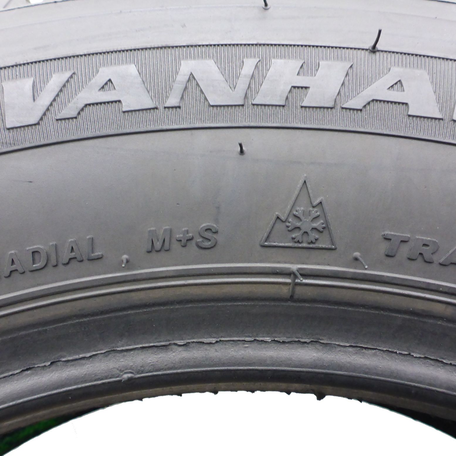 Opony 165/70/14C Firestone 165/70R14C 89/87R Vanhawk Zimowe 2022 7,5mm