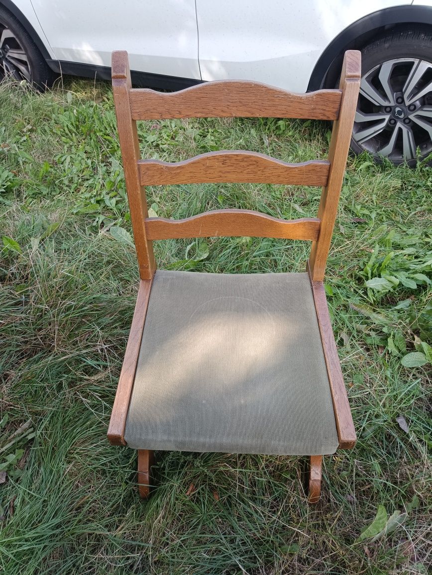 Sprzedam 2 Krzesła ze swarzedza,debowe