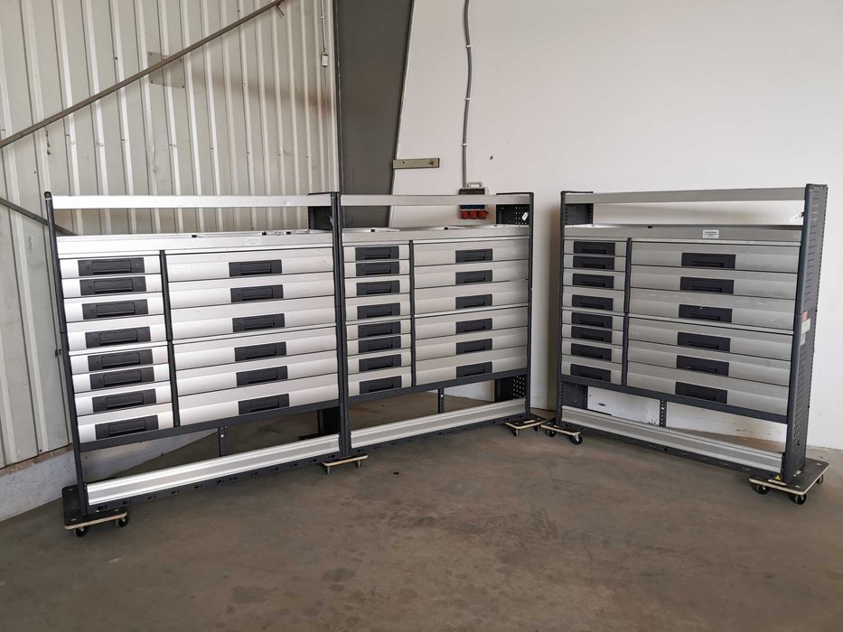 Zabudowa serwisowa warsztatowa CRAFTER SPRINTER TRANSIT MAN TGE IVECO