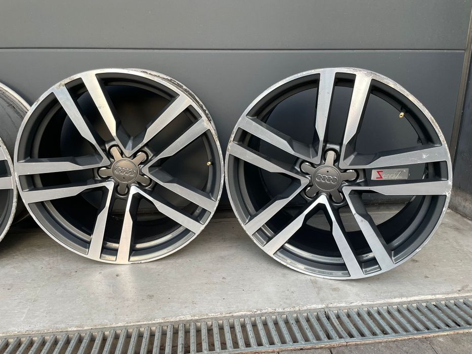 Felgi Aluminiowe Audi ** 9Jx19 ET52 5x112 **