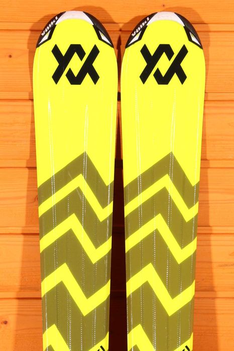 Narty dziecięce Volkl Racetiger 2025 + Marker 7.0, 160 cm, stan BDB !!