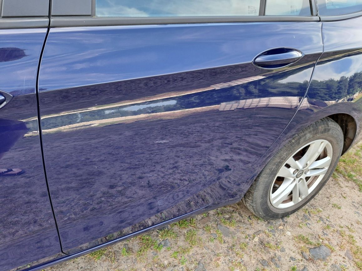 Drzwi lewe Opel Astra K kombi Z20Z