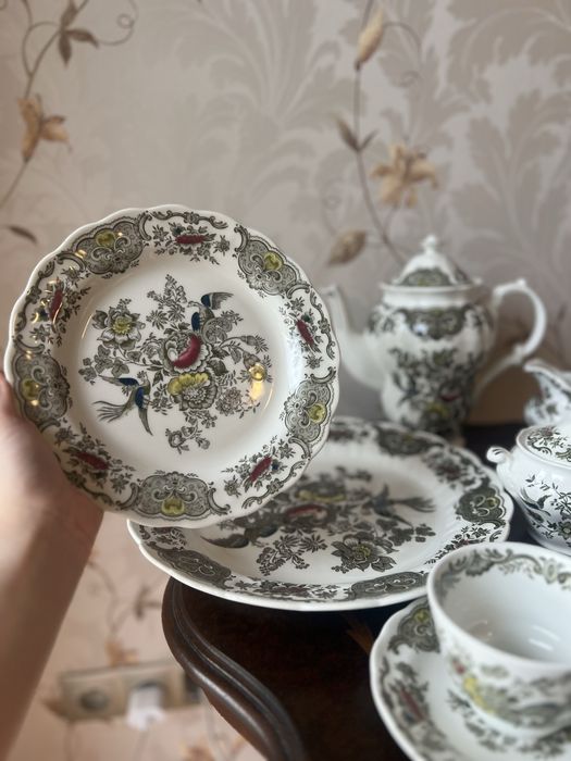 Rozszerzony angielski serwis do herbaty lub kawy