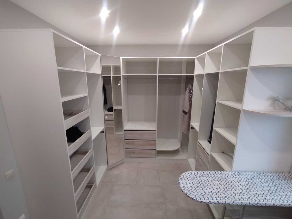 Шафи купе, кухні, гардеробні, міжкімнатні розсувні системи