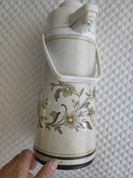 termos turystyczny z pompką z PRL sprawny