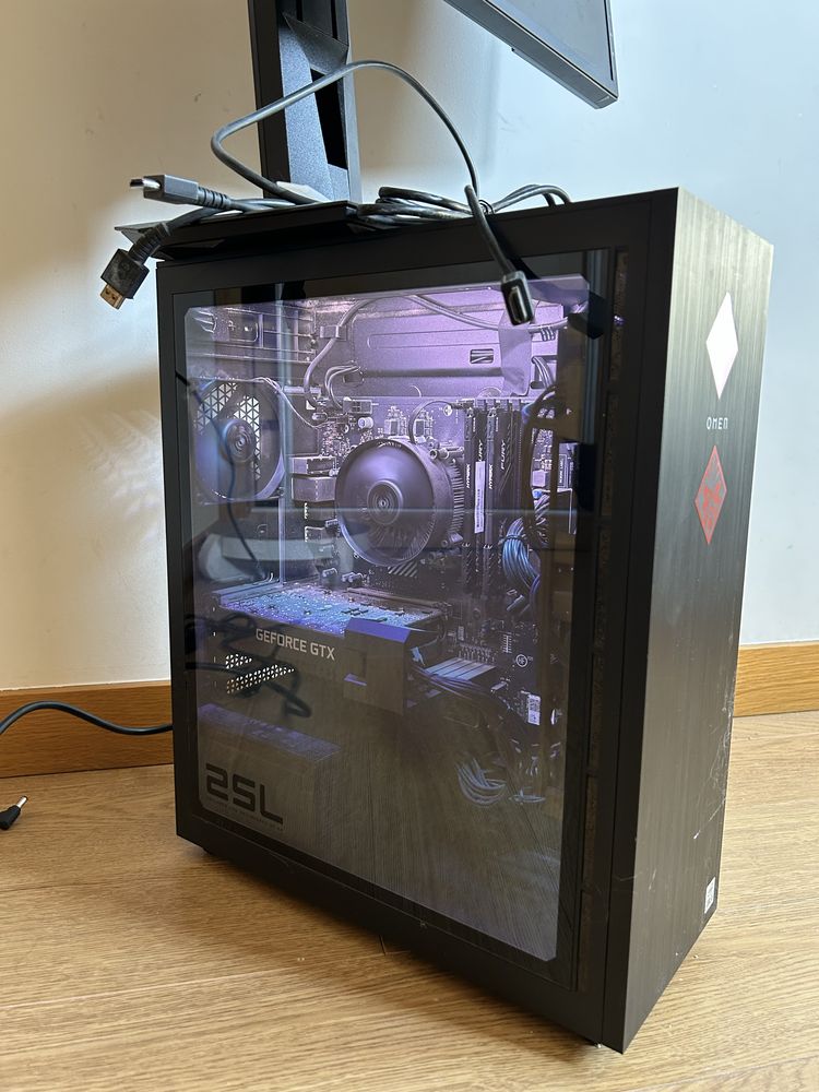 Omen 25L + Ecrã Asus