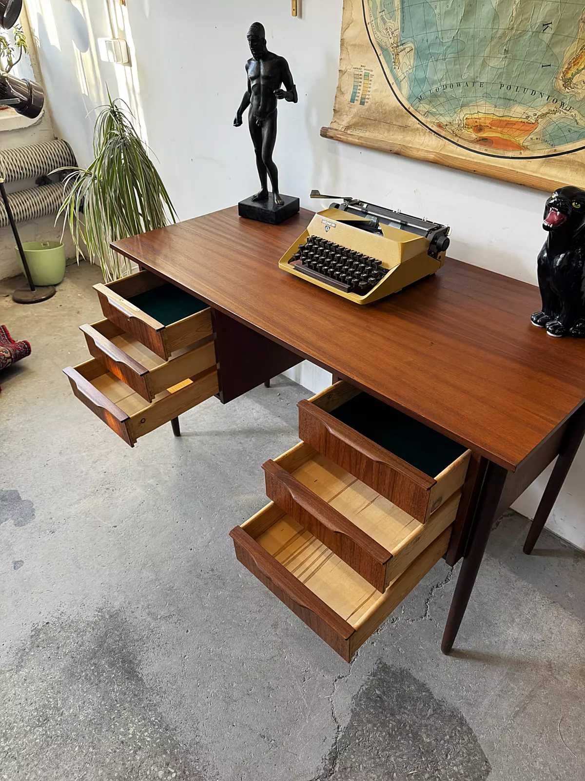Biurko tekowe, Dania lata 60/70, vintage, mid-c modern