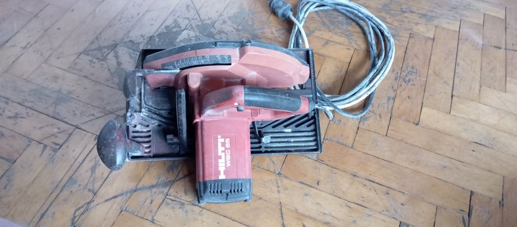 Pilarka tarczowa Hilti