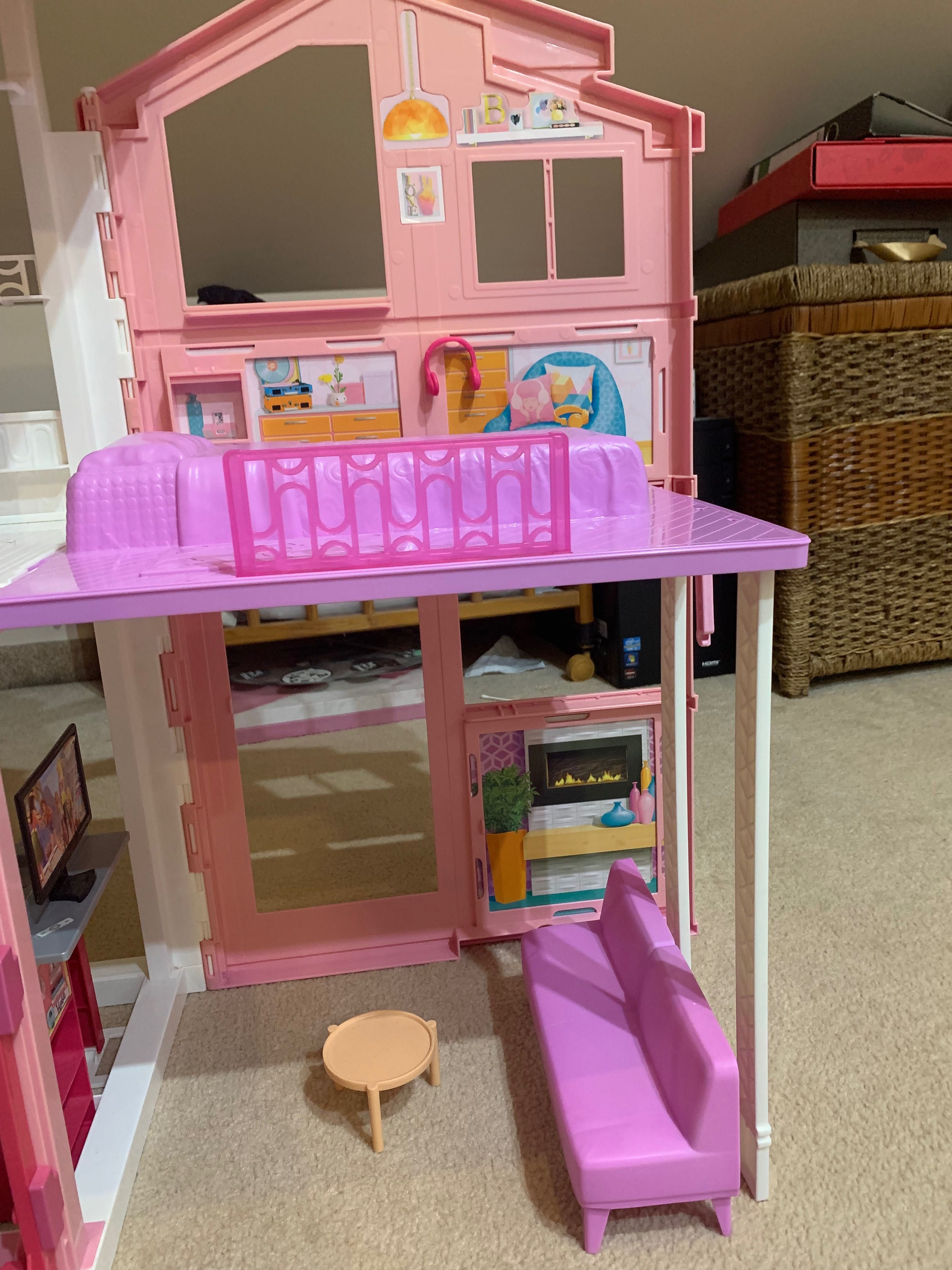 Domek dla lalek barbie
