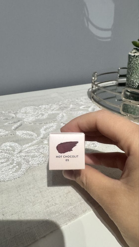 Nowy blyszczyk Fenty Beauty duzy 9 ml