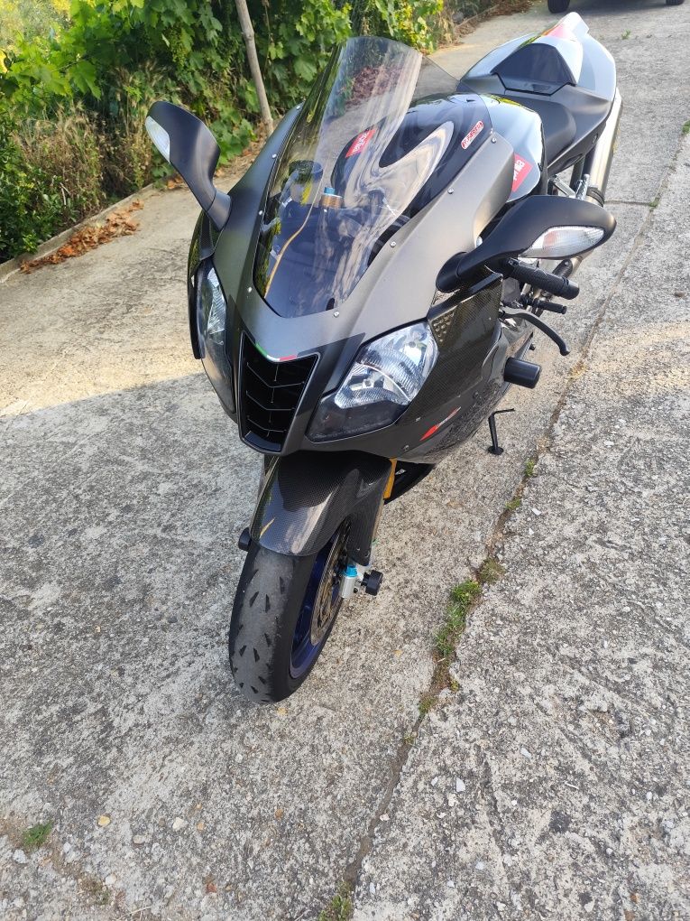 Vendo Aprilia RSV 1000r 2007