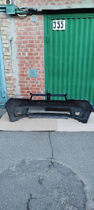 Бампер передній RENAULT Sandero 2 Stepway