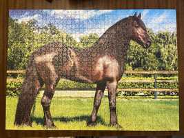 Puzzle Trefl 1000 koń fryzyjski