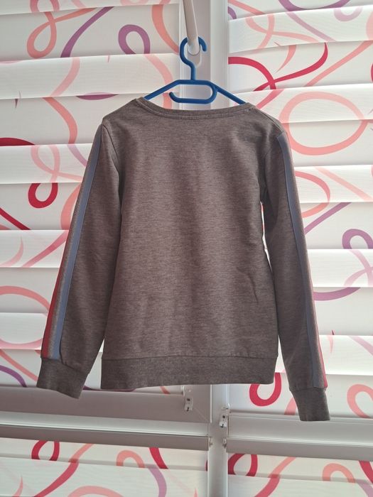 Кофта для дівчинки 134/140