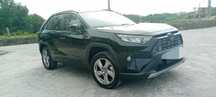 Toyota Rav 4 como novo.