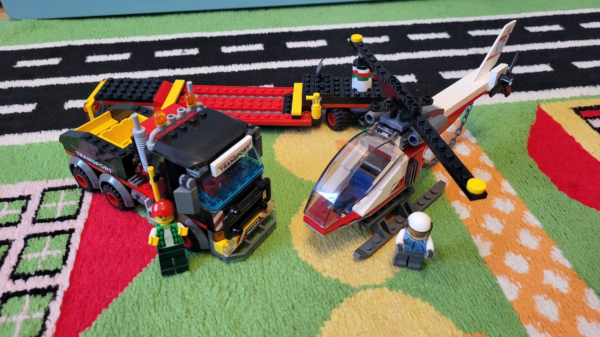 LEGO City 60183 - Transporter ciężkich ładunków