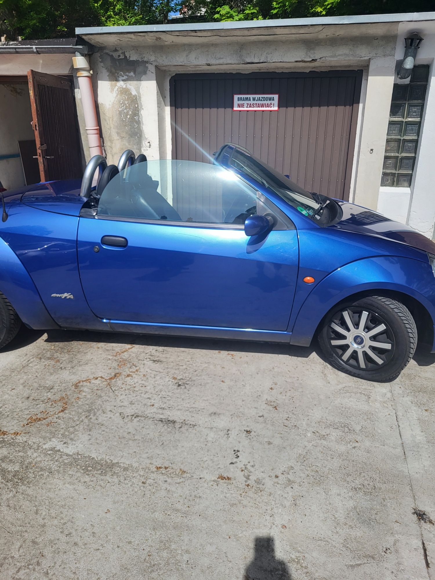 Ford Streetka  kabriolet 1.6 benzyna 2003