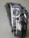 Farol Toyota Yaris Frente Esquerdo